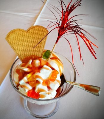 Goldbären Eisbecher